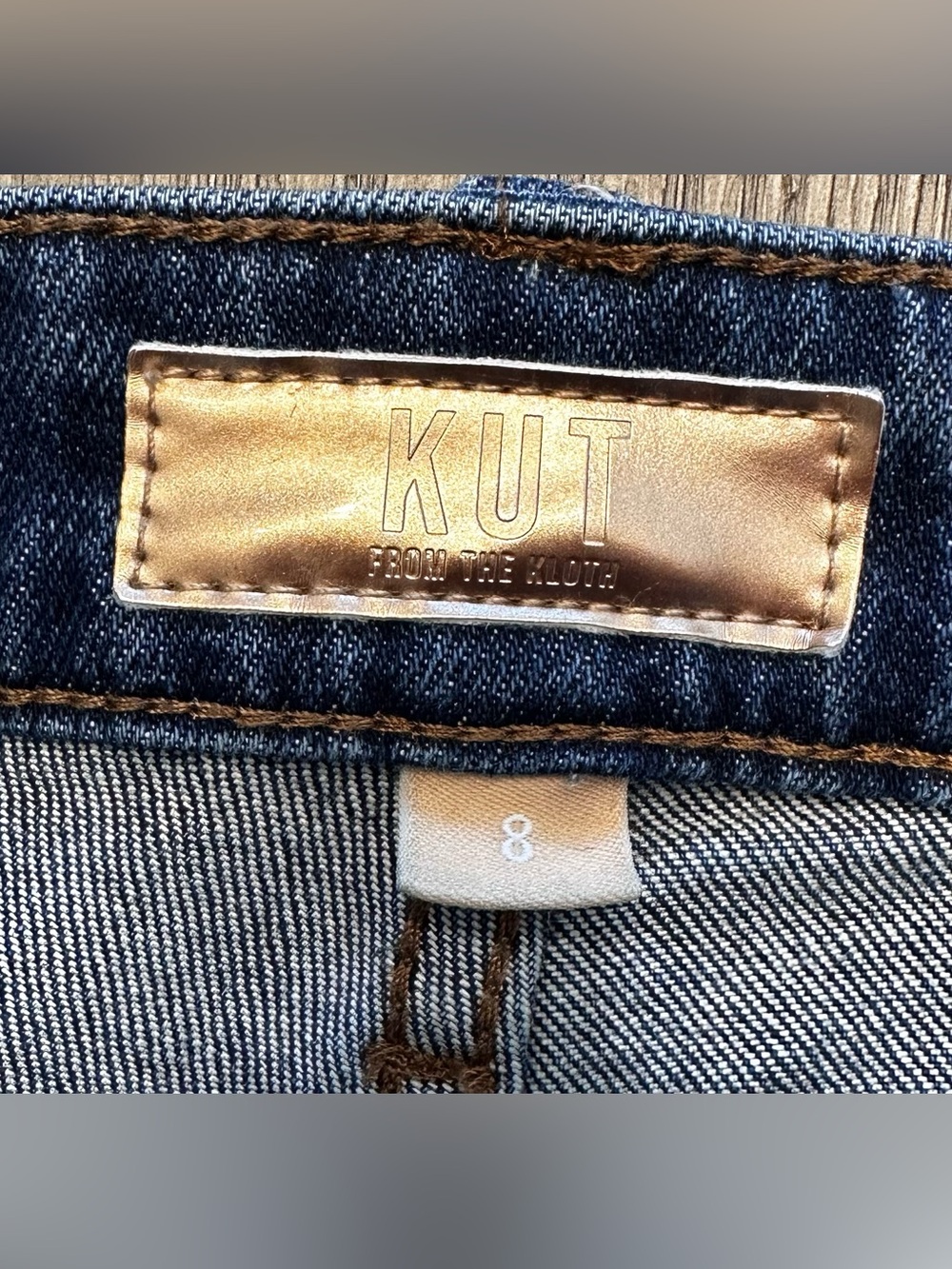 KUT From The Kloth Hailey High Rise Bermuda Shorts Size 8 Raw Hem Denim - Picture 4 of 10